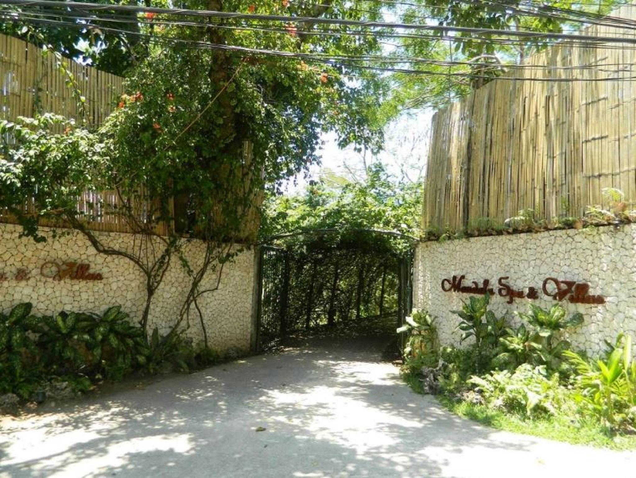 Mandala Spa & Resort Villas Manoc-Manoc 外观 照片