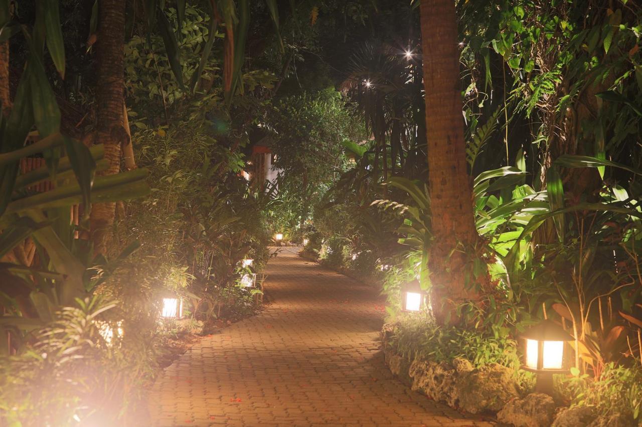 Mandala Spa & Resort Villas Manoc-Manoc 外观 照片