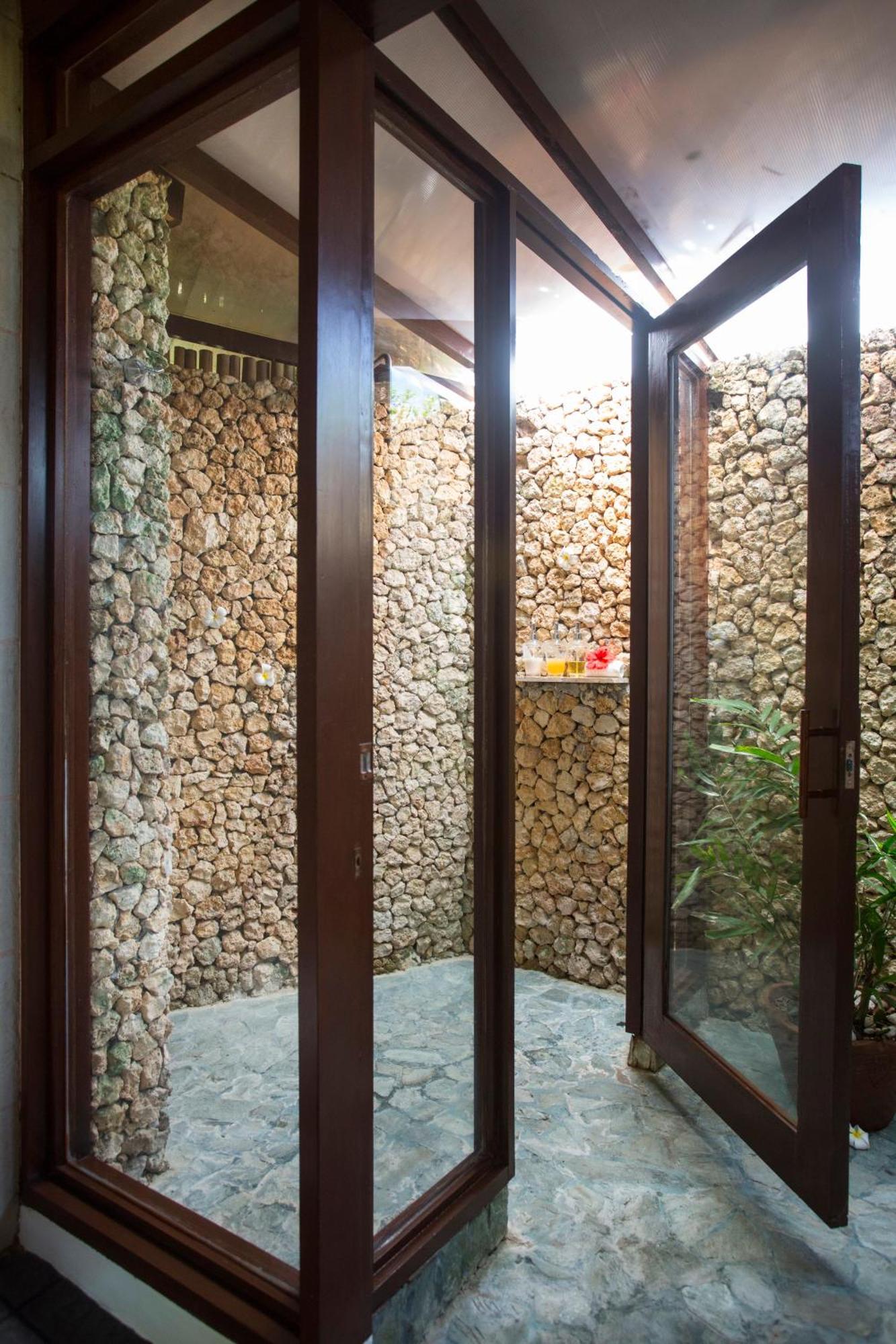 Mandala Spa & Resort Villas Manoc-Manoc 外观 照片