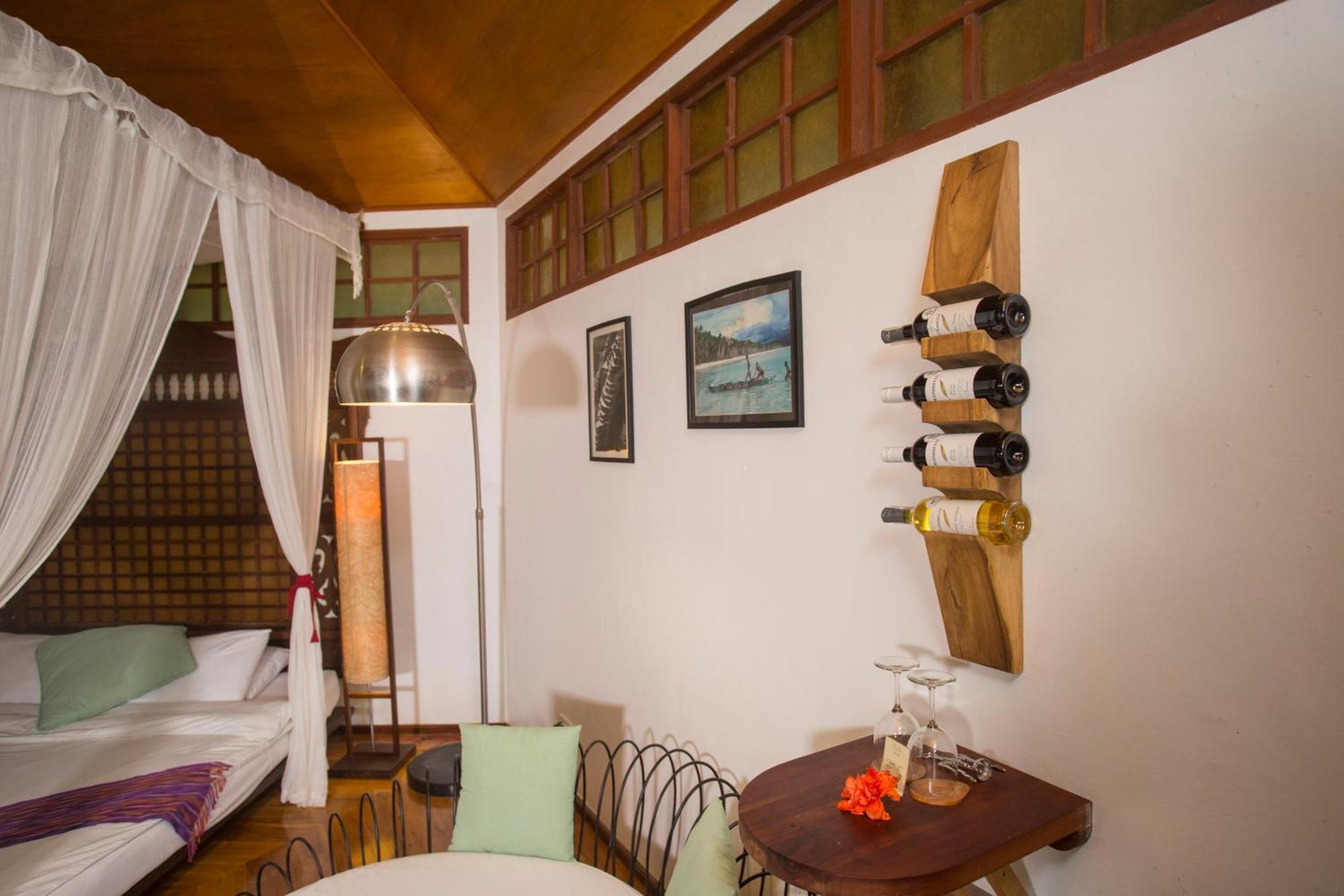 Mandala Spa & Resort Villas Manoc-Manoc 外观 照片