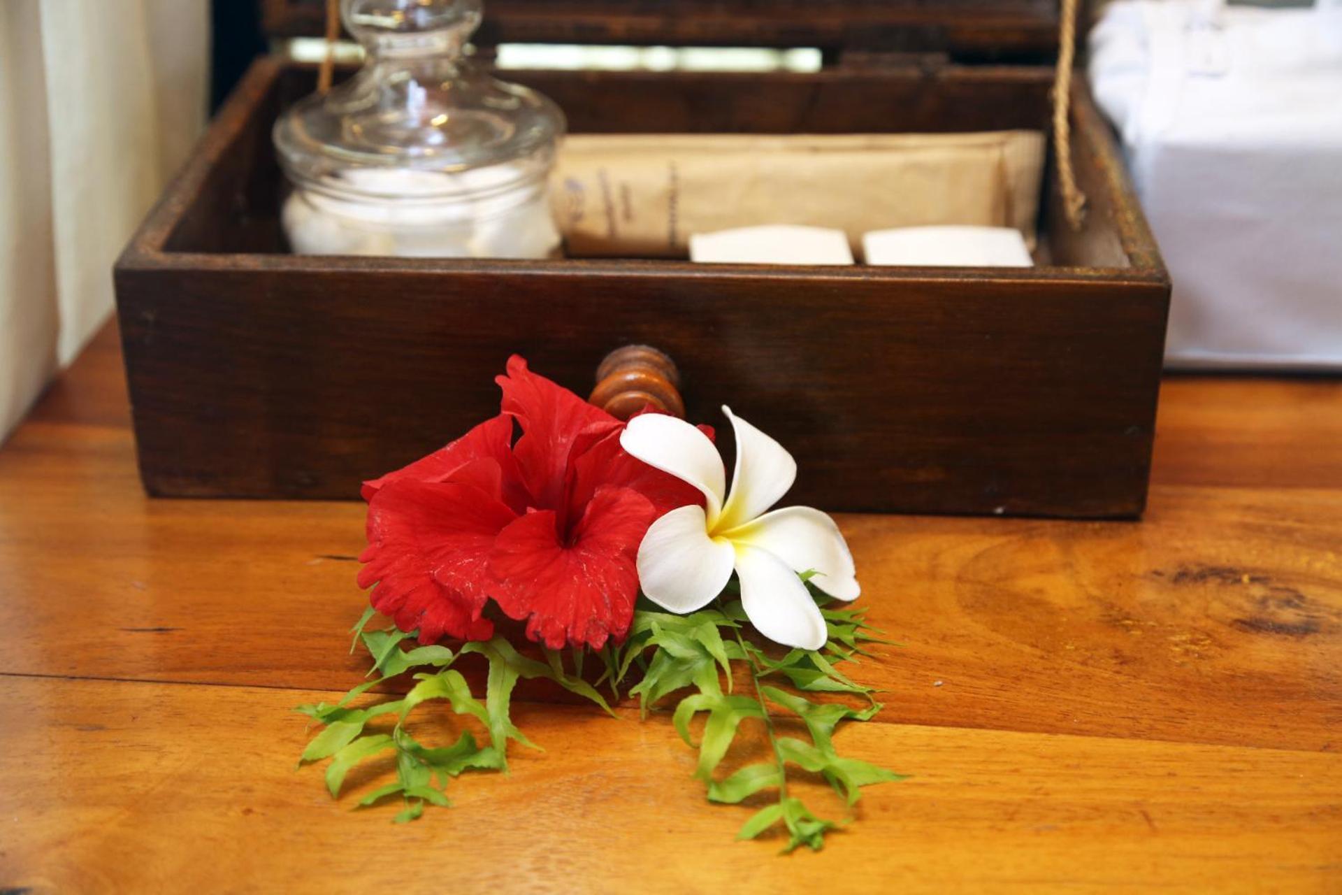 Mandala Spa & Resort Villas Manoc-Manoc 外观 照片