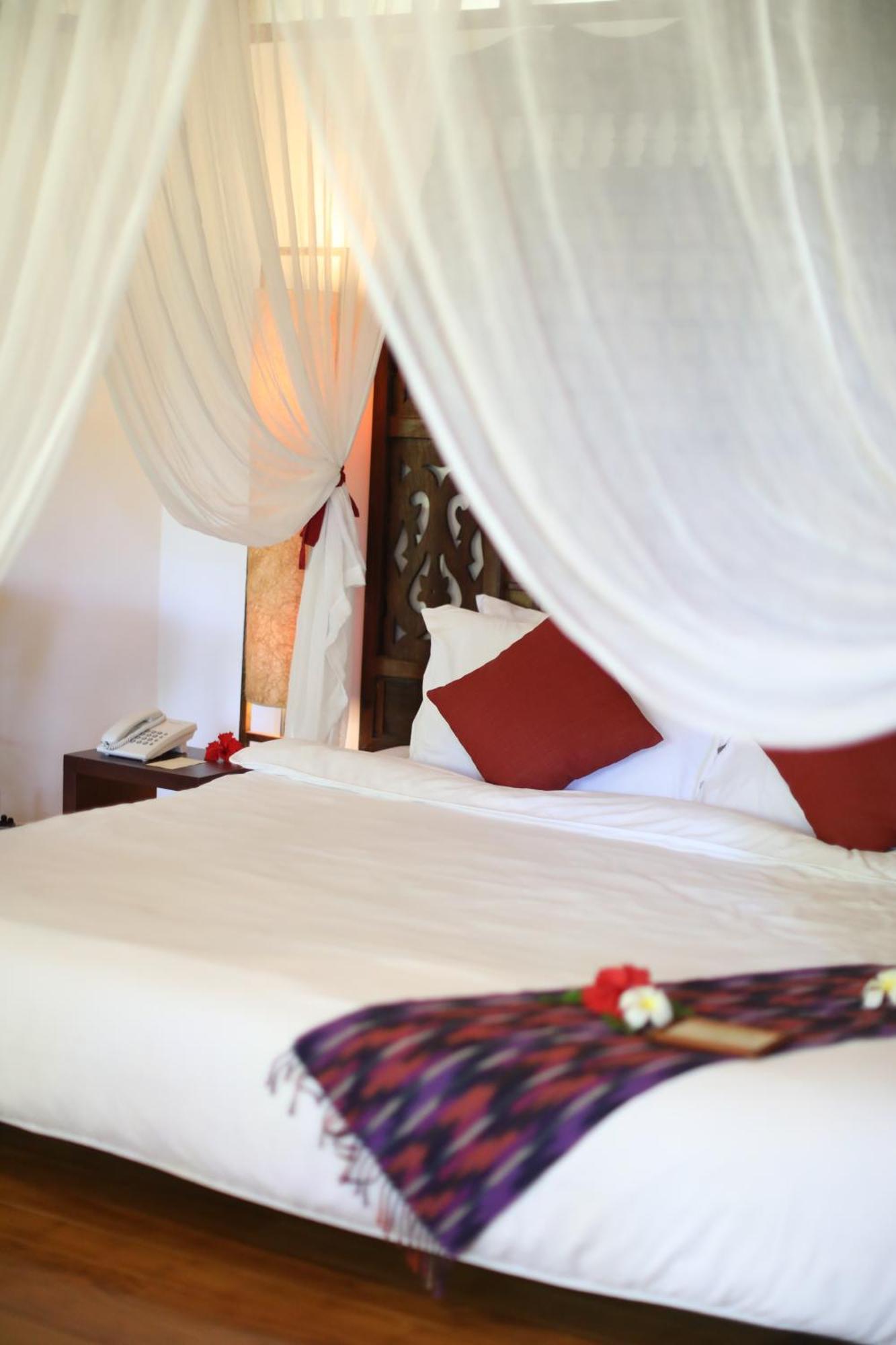 Mandala Spa & Resort Villas Manoc-Manoc 外观 照片