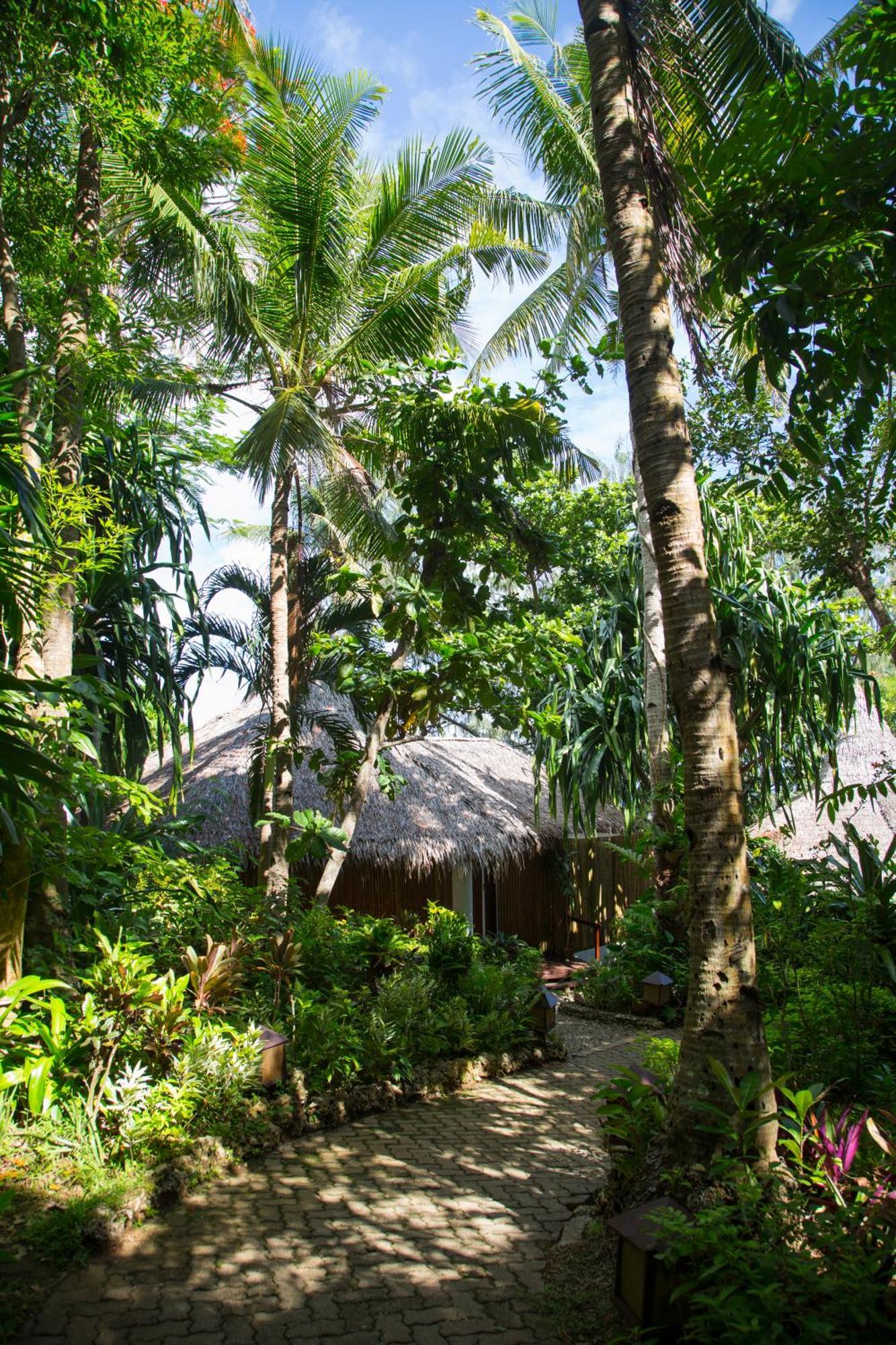 Mandala Spa & Resort Villas Manoc-Manoc 外观 照片