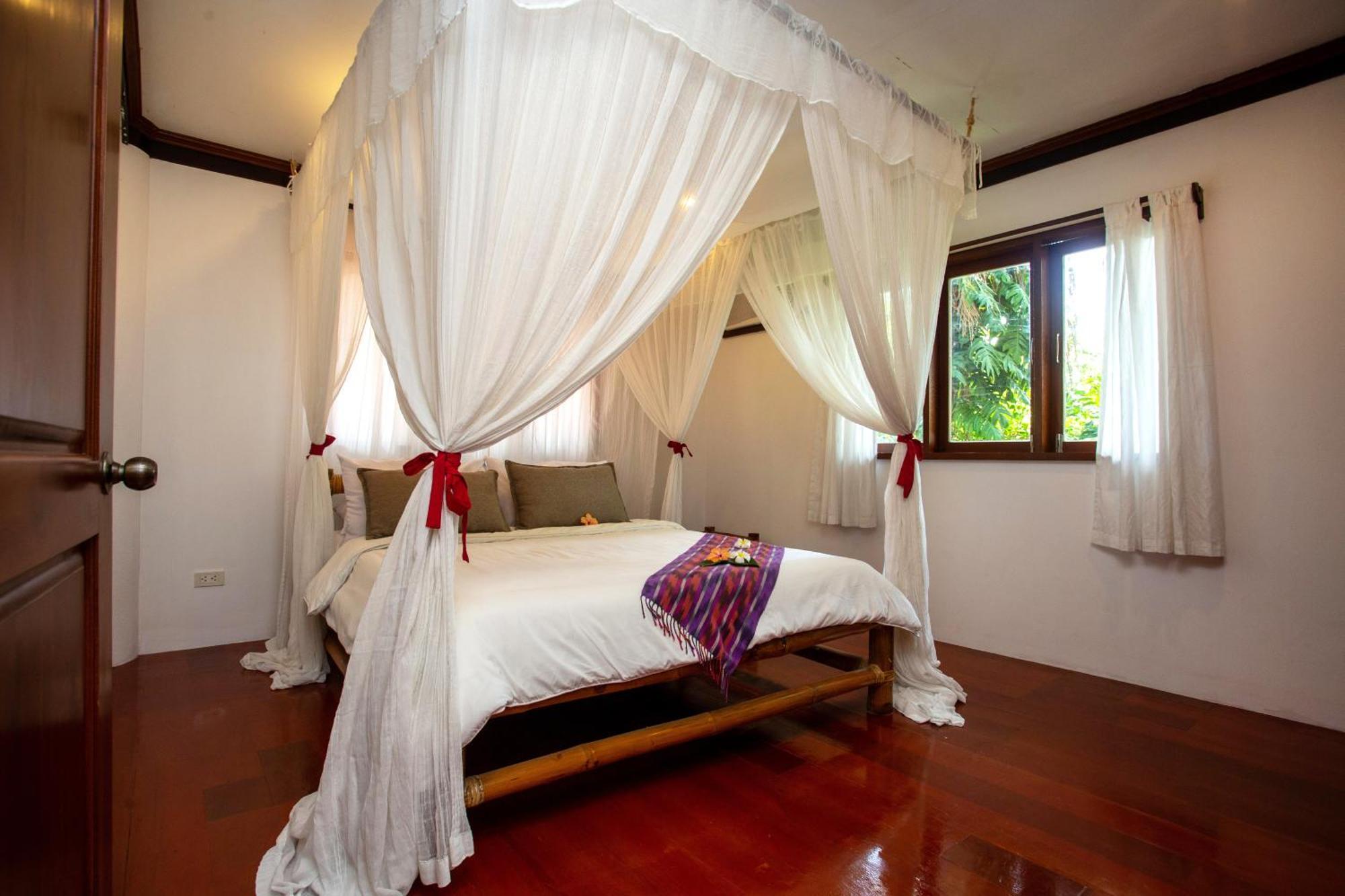 Mandala Spa & Resort Villas Manoc-Manoc 外观 照片
