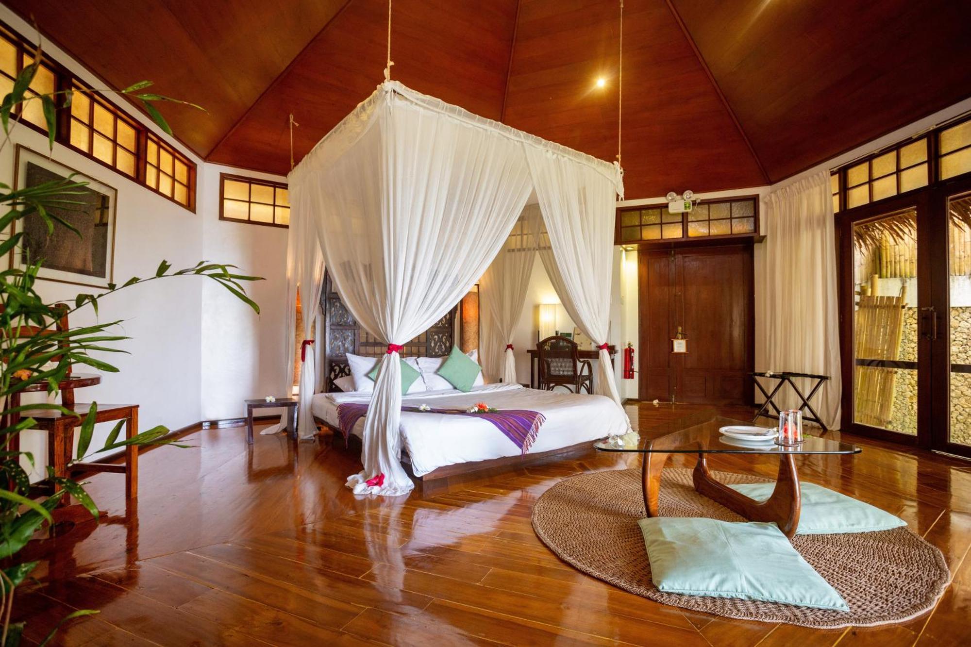 Mandala Spa & Resort Villas Manoc-Manoc 外观 照片