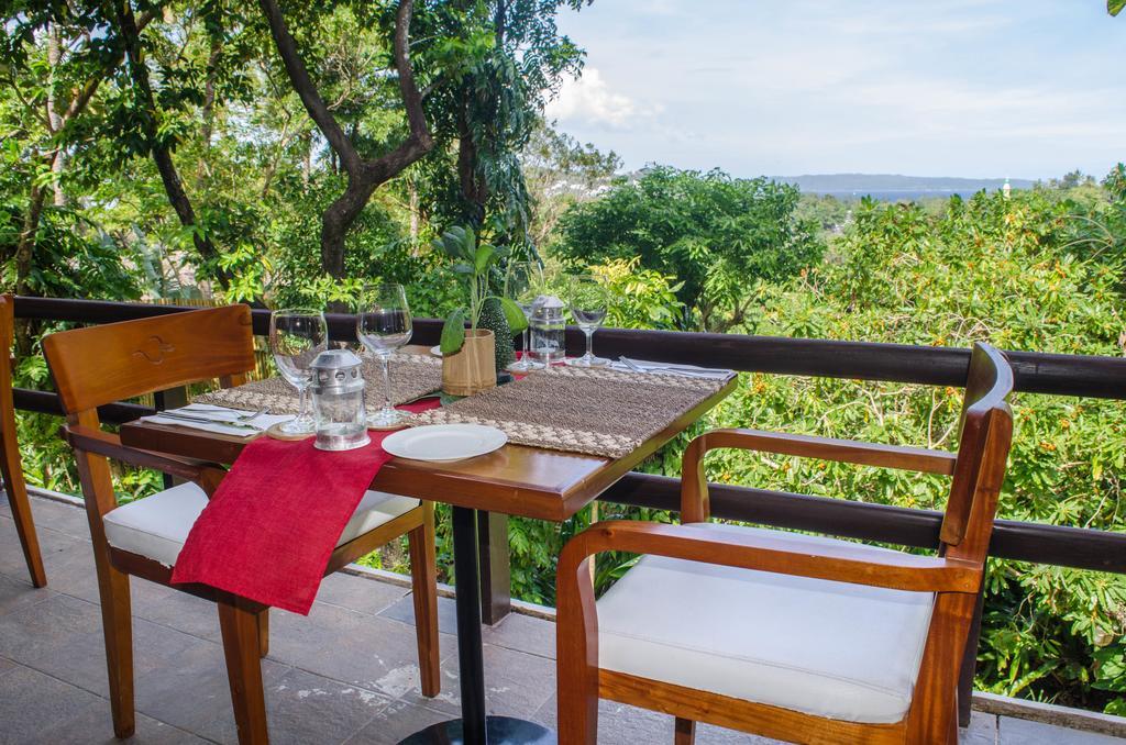 Mandala Spa & Resort Villas Manoc-Manoc 外观 照片